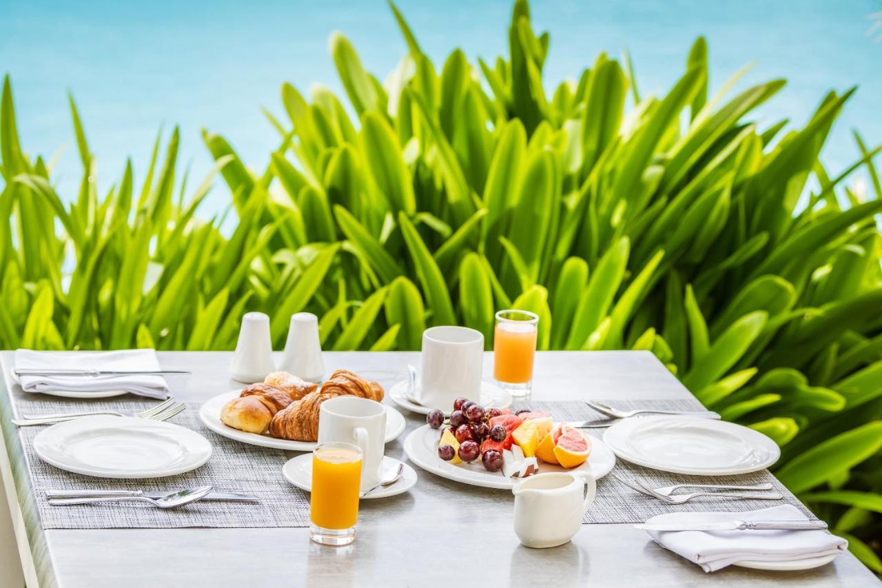Victoria Beachcomber Resort & Spa - Victoria For 2 - Adults Only Pointe aux Piments Luaran gambar